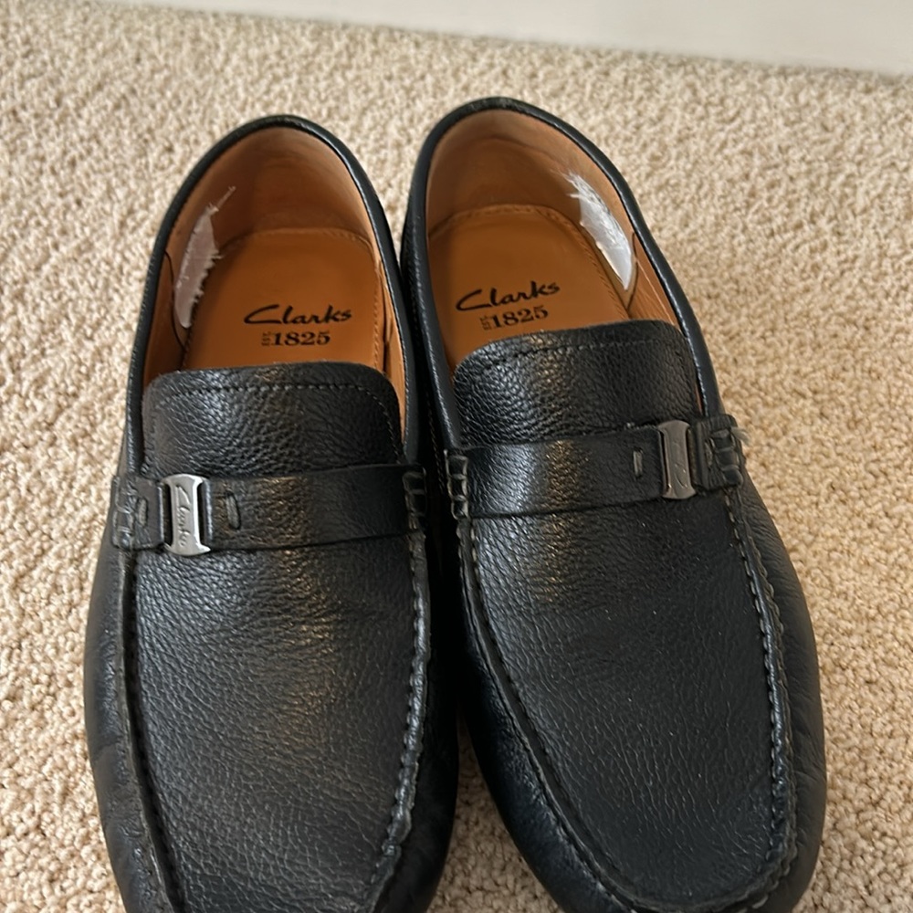Clarks Black Leather Men’s Slip-On Driving Loafers
